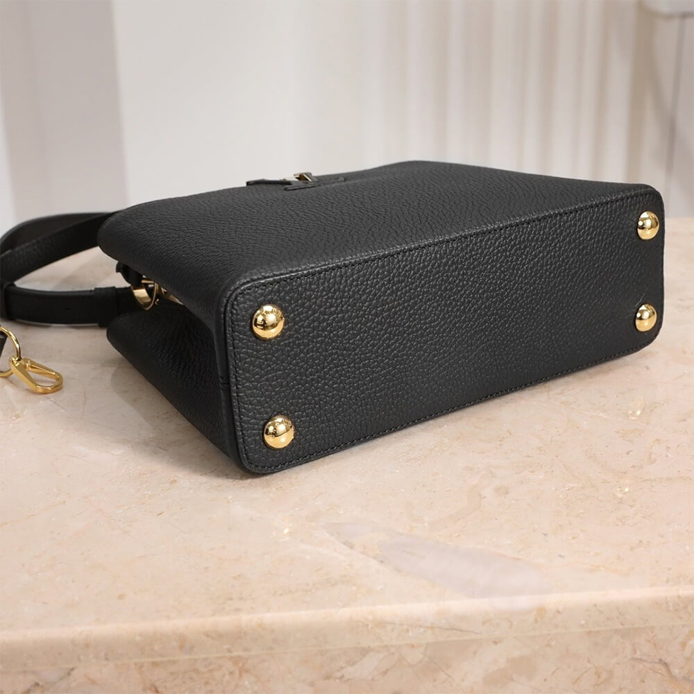 LV   Capucines MM