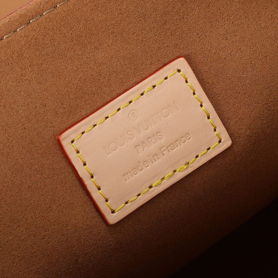 LV Dauphine Soft GM