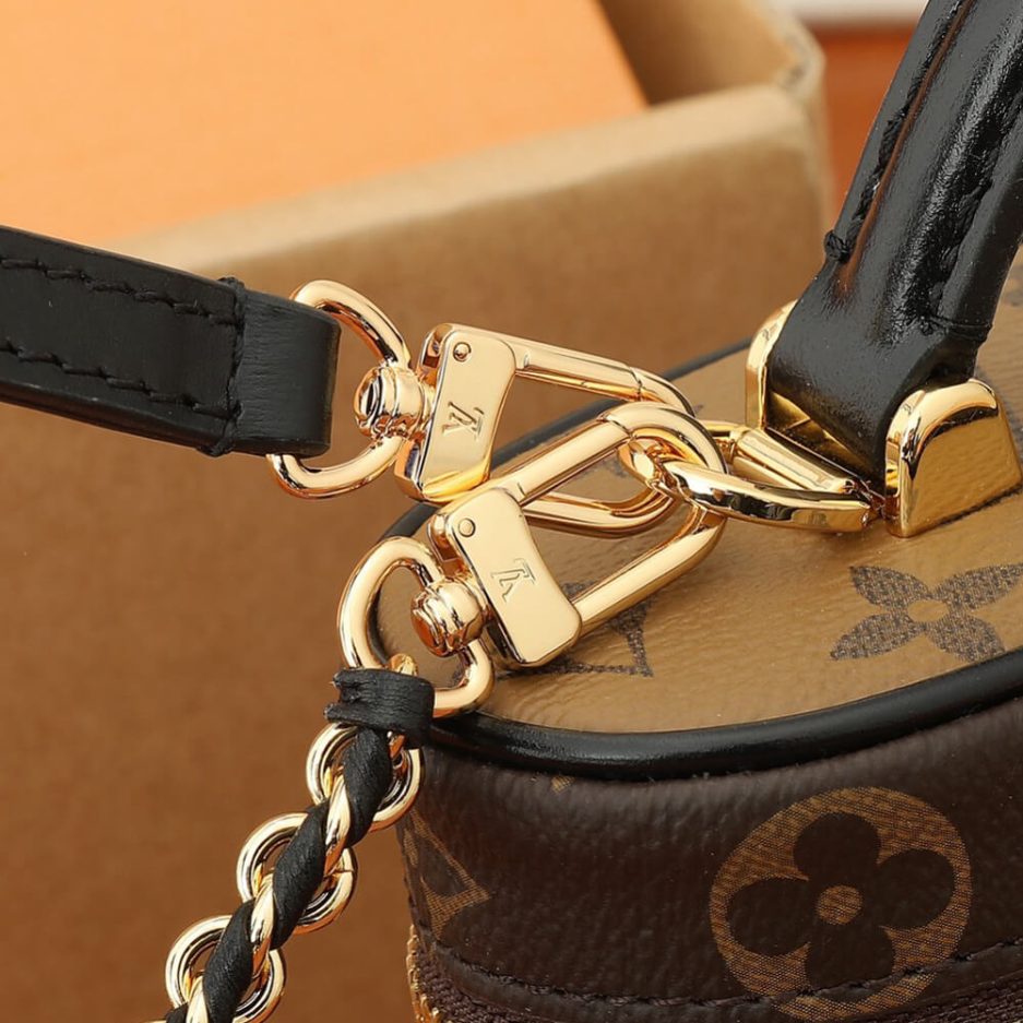 LV Vanity Chain Pouch